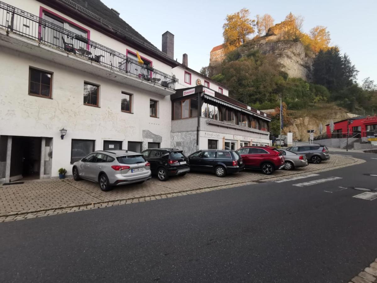 פוטנשטיין Gaestehaus Am Rathaus מראה חיצוני תמונה